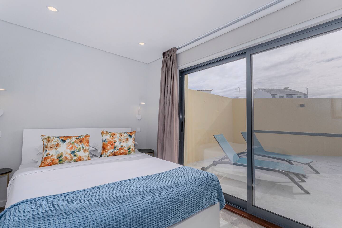 Quarto Casal com Terraço